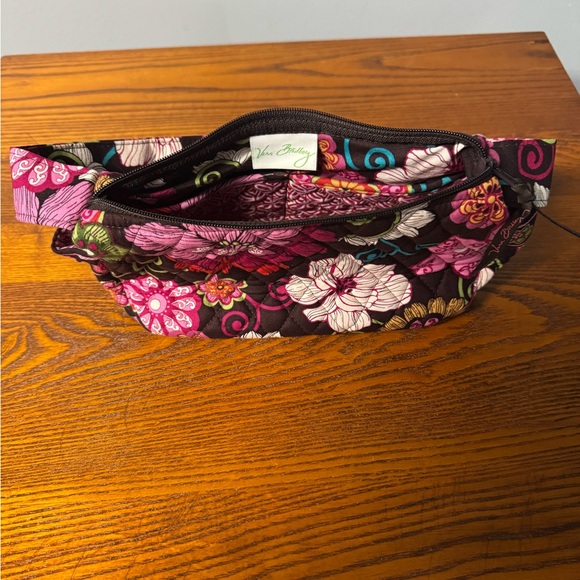 New Vera Bradley Bag Multi Colored ~ 9 1/2”W x 5 1/2”T - Picture 4 of 8